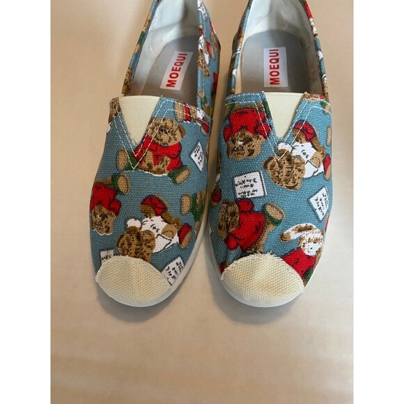 Christmas Bear Canvas shoes by Moequi Size 8 Brand New slip on size 8 sh… - Picture 9 of 12
